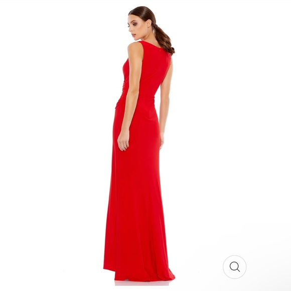 NWT Ieena for Mac Duggal 26513 Ruched Stretch Jersey V-Neck Gown in Red Size 10 - Picture 2 of 9
